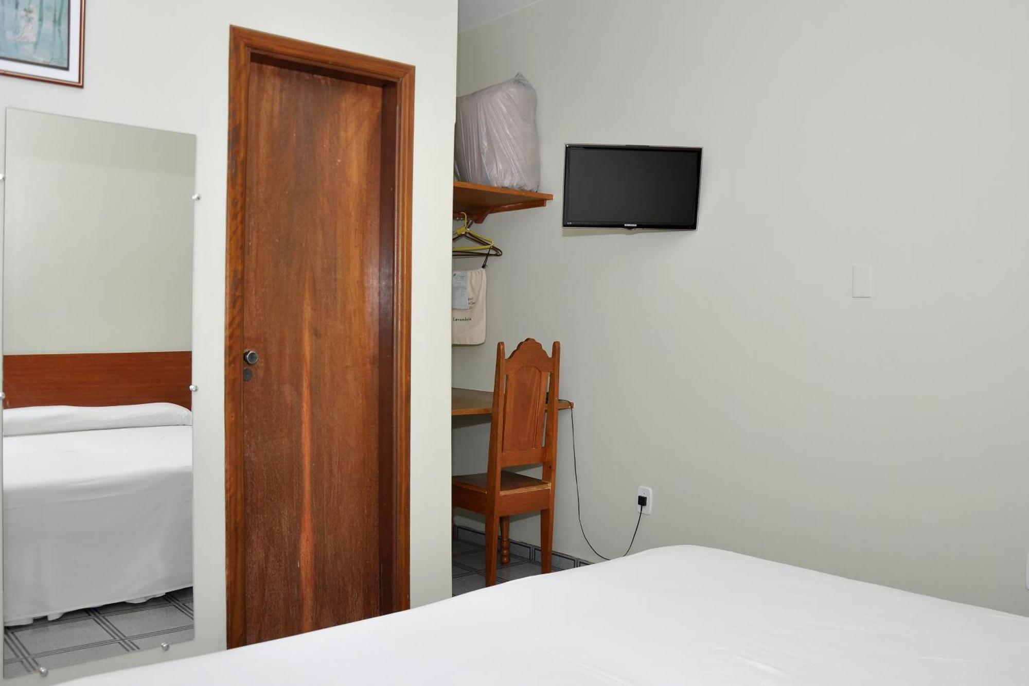 Hotel Carolina Plaza Убераба Номер фото